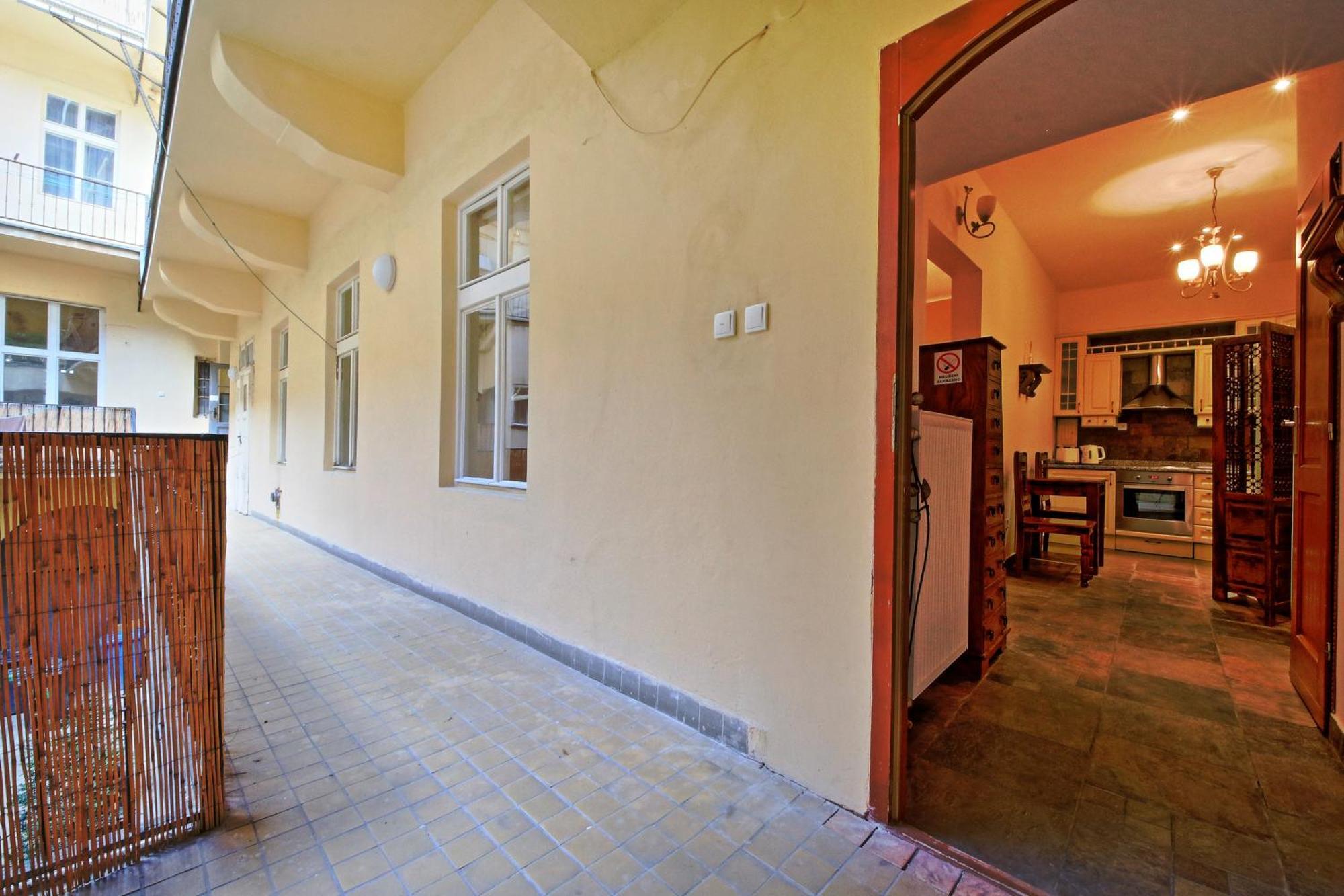 Rose Antique Apartment Прага Екстер'єр фото